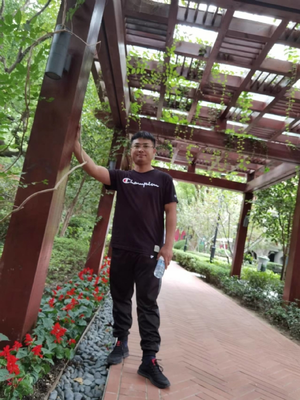 会飞的鱼的第一张照片--内蒙古基督教相亲网